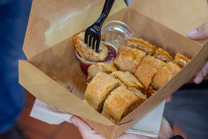 Dublin Private Walking Food Tour With Locals with 10 Tastings - Why the private format matters