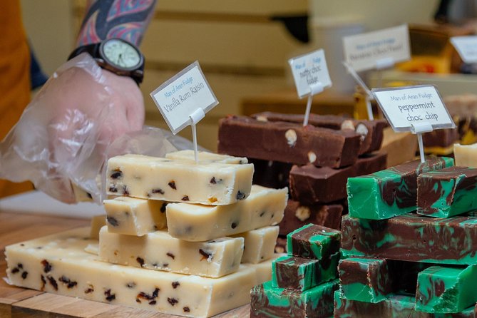 Dublin Private Walking Food Tour With Locals with 10 Tastings - Dublin Castle gives the walk its historic setting
