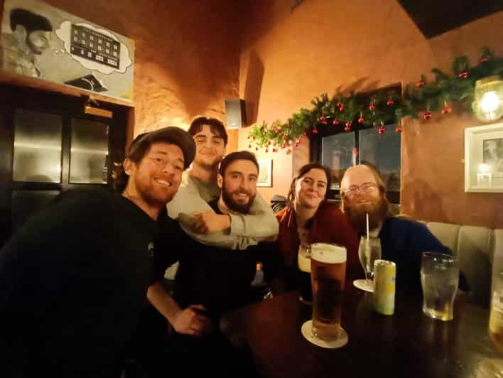 Dublin: Pub Tour. Pour The Perfect Guinness, Whiskey & Music - Starting at Crown Alley and entering Temple Bar