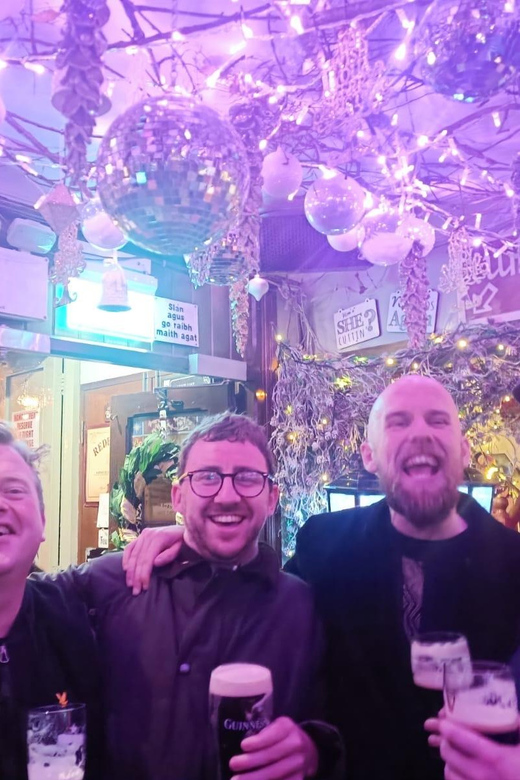 Dublin: Pub Tour. Pour The Perfect Guinness, Whiskey & Music - An unlisted stop and more Dublin stories