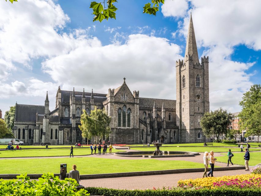 Dublin: The Dublin Pass with Tickets to 40+ Attractions - The hop-on hop-off bus is more than transport