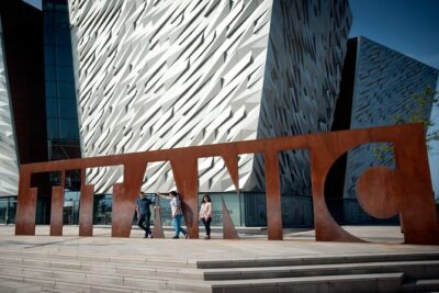 Dublin to Belfast Titanic, Dunluce Castle & Giant’s Causeway Tour