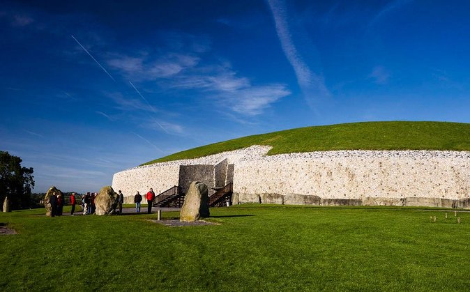 Dublin to Newgrange, Monasterboice Small Group Guided Tours - Why Newgrange deserves a full day from Dublin