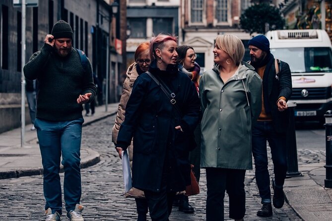 Dublin Traditional Irish 3 Course Meal Walking Tour with Local - Local beers, ciders, and the Irish coffee finale