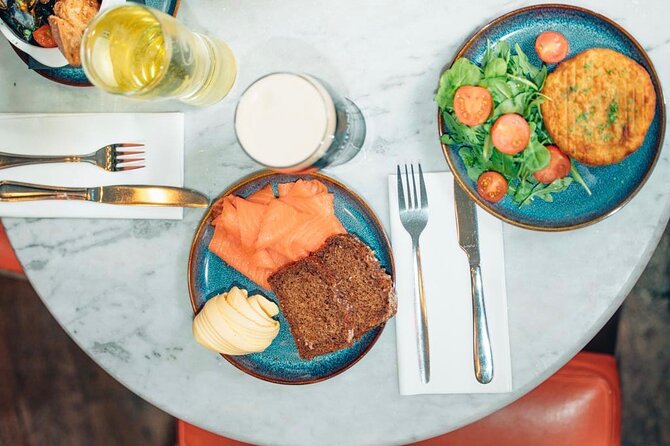 Dublin Traditional Irish 3 Course Meal Walking Tour with Local - Is $107.63 a fair price?