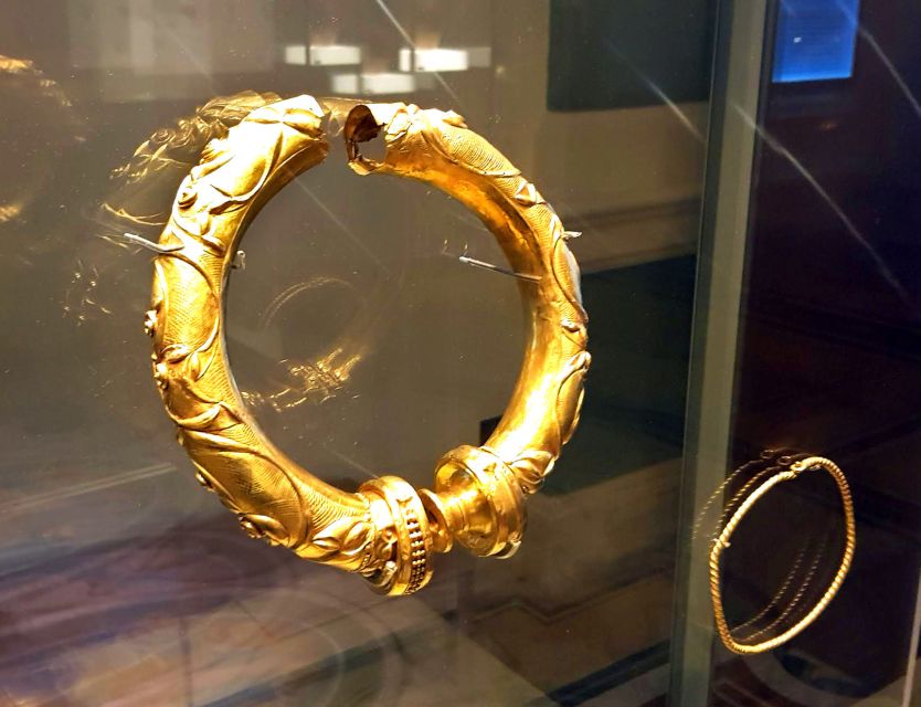 Dublin: Treasures of Ireland Museums Private Tour - Why three museums work better with a guide