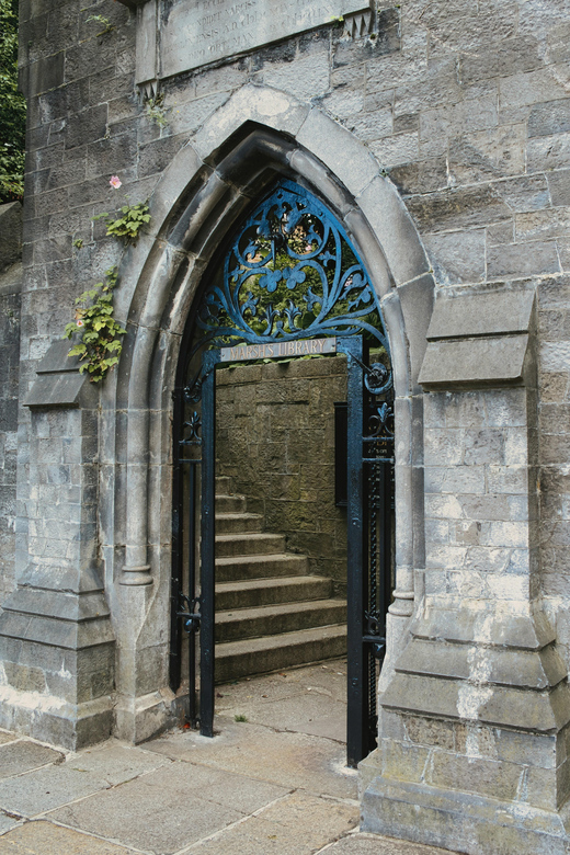 Dublin walking tour: ghosts & haunted places - St Patrick’s Cathedral and Saint Audeon’s strange details