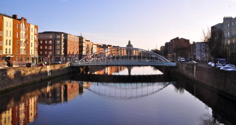 Dublin Welcome Tour: Private Tour with a Local - Private does not mean fully all-inclusive