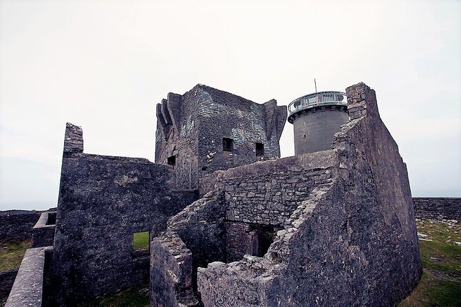 Electric biking on Inishmore island. Aran island. Self-guided. Full day. - Roadside help and group size