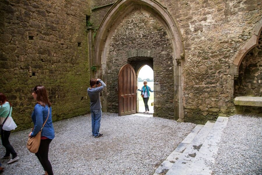 From Dublin: Blarney, Rock of Cashel and Cahir Castles Tour - What the schedule feels like in real life
