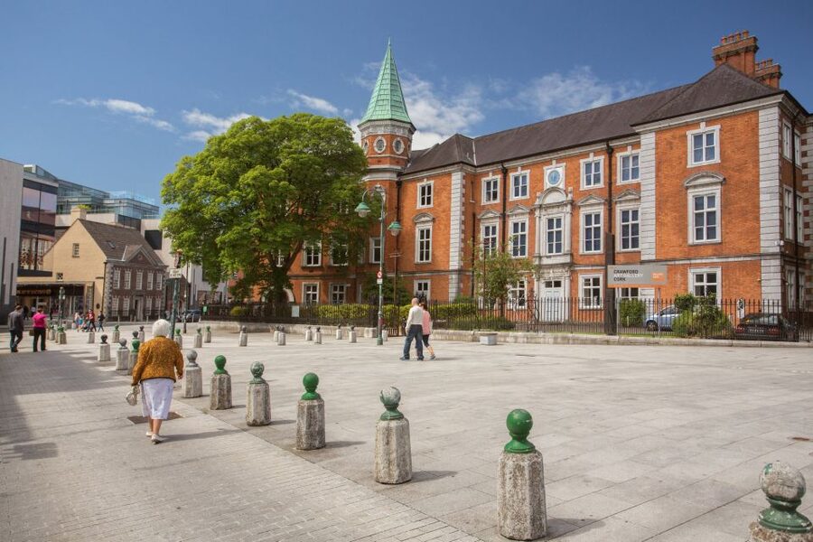 From Dublin: Blarney, Rock of Cashel and Cahir Castles Tour - What to bring for a smoother day