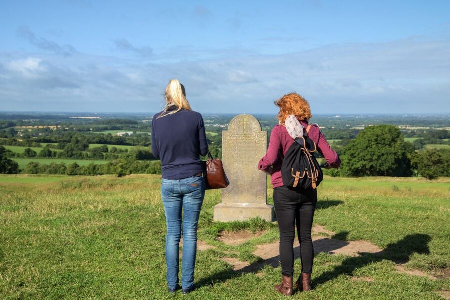 From Dublin: Celtic Boyne Valley and Ancient Sites Tour - Loughcrew Cairns and a 5,000-year-old tomb