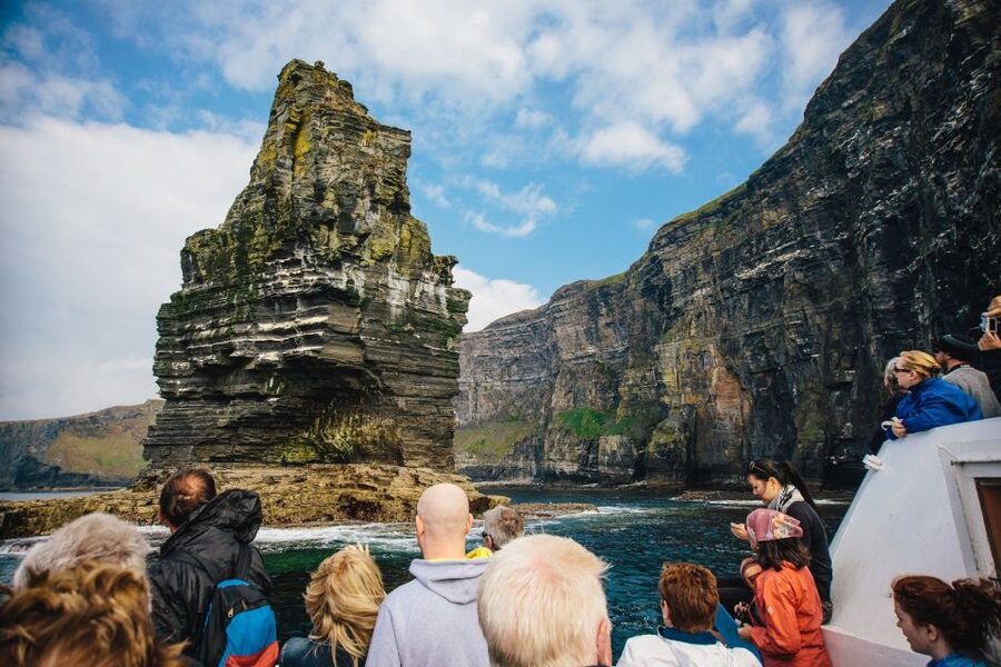 From Dublin: Cliffs of Moher Small Group Tour - Liscannor lunch and a taste of the coast