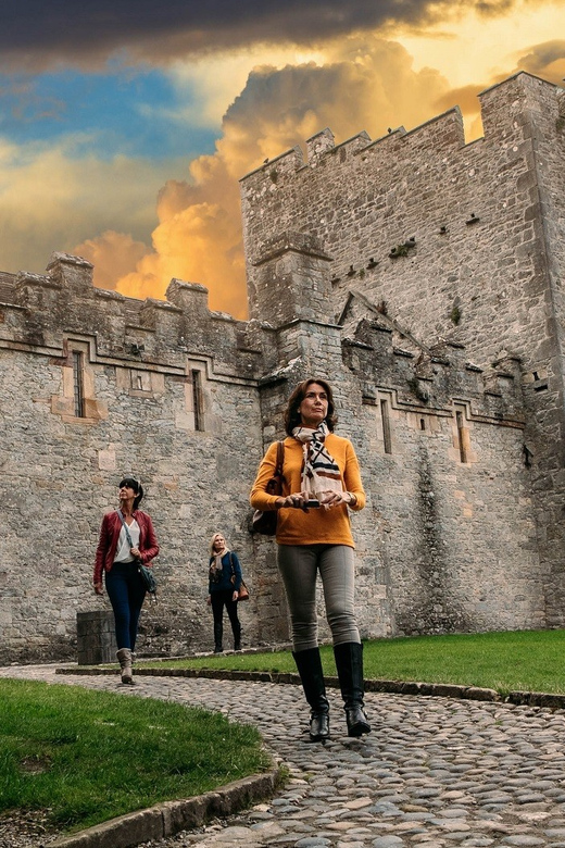 From Dublin:Cork,Cahir Castle,Rock of Cashel Tour in Spanish - Who will get the most from this tour