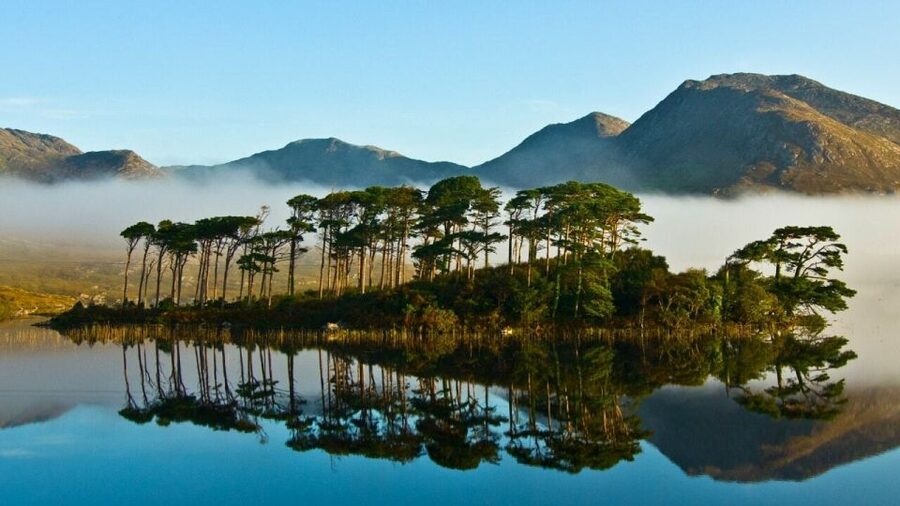 From Galway: Castles of Connemara Full-Day Tour - A full day across Connemara from Galway