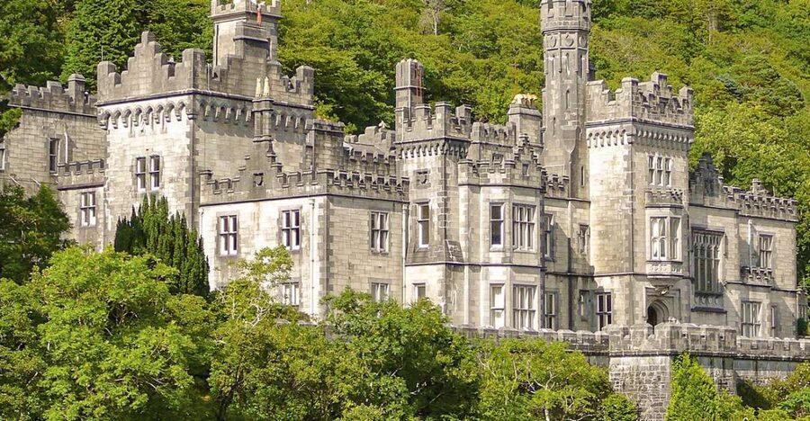 From Galway: Connemara & Kylemore Abbey Full-Day Guided Tour - Small details that make the day easier