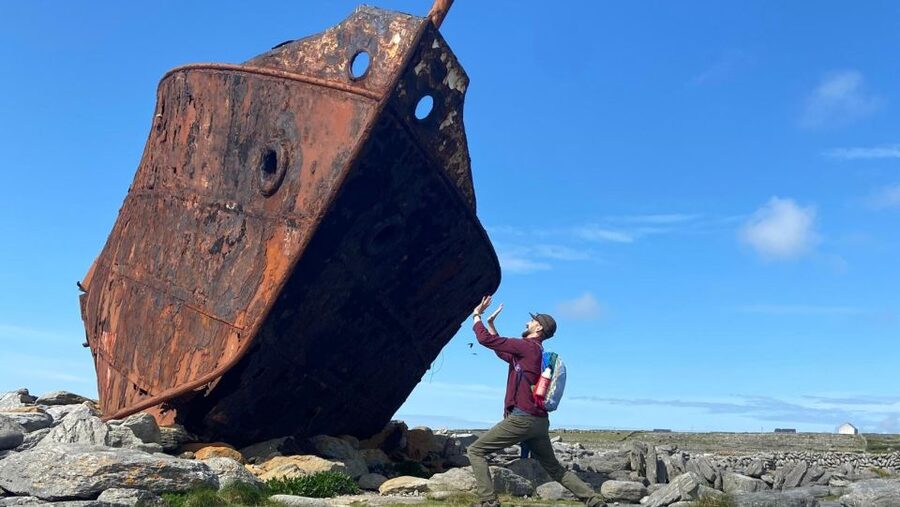 From Galway: Day Trip to Inisheer with Bike or Bus Tour - Practical details that affect your day