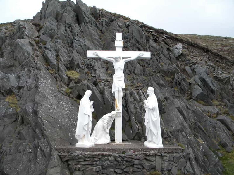 From Killarney: Dingle and Slea Head Peninsula Day Tour - What the local guides add