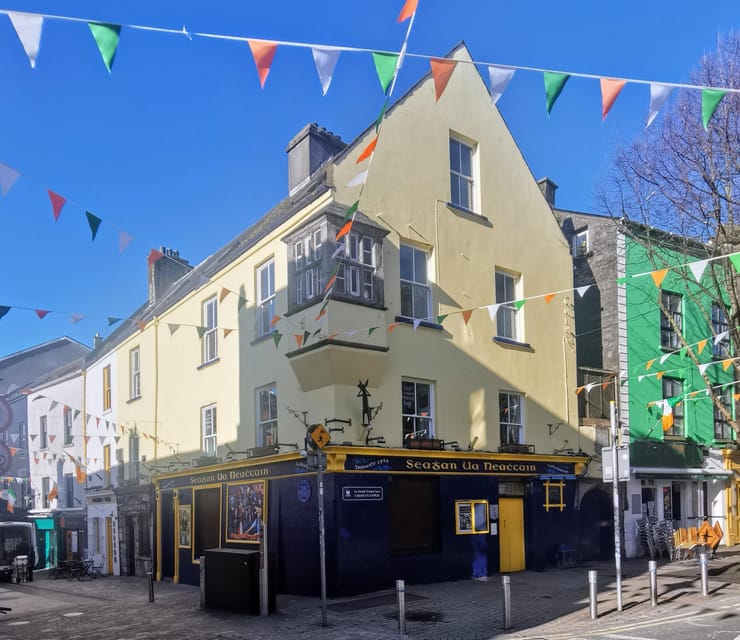 Galway City: Evening Guided Walking Tour of Galway City - The King’s Head and the execution of King Charles