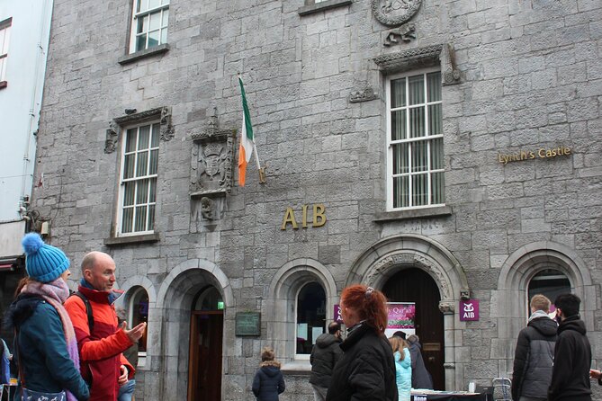 Galway City on Foot with Seán: Stories, History, Local Tips, Chat and More.. - Face the grim tale at Lynch’s Memorial