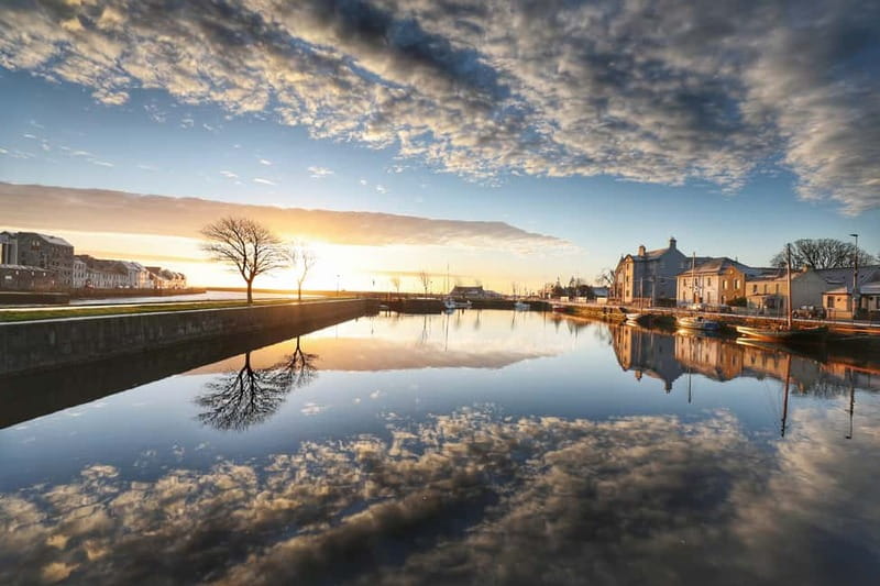 Galway City Walk: Rougues, Rebels and Rakes - Start at The Hardiman on Eyre Square