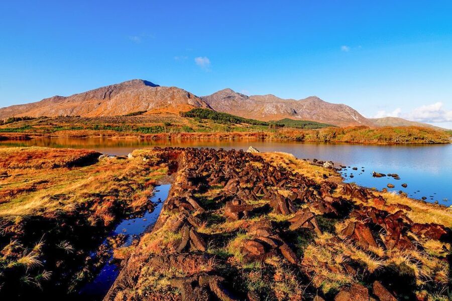 Galway, Cliffs of Moher & Connemara: 2-Day Combo Tour - From Dublin to the open country