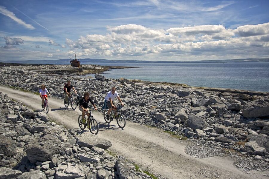 Galway: Day Trip Ferry to Inis Oírr (Aran Islands) - A small island with a full day ahead