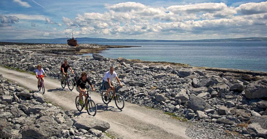Galway: Day Trip Ferry to Inis Oírr (Aran Islands) - Getting from Galway to Rossaveel