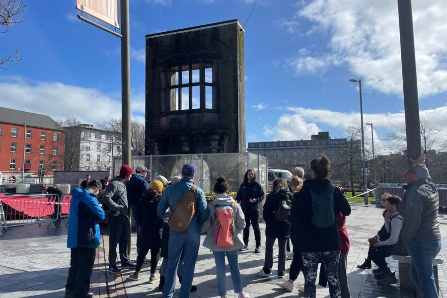 Galway: Welcome to Galway Walking Tour - Guide style matters here