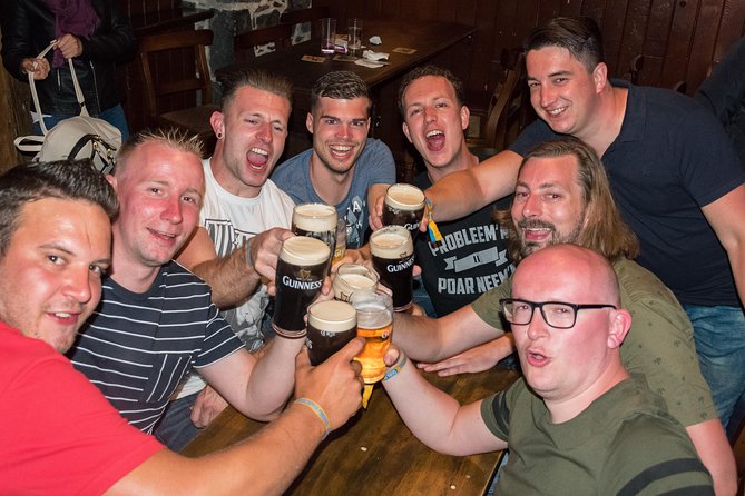 Generation Pub Crawl Dublin - Temple Bar first, then Dublin’s local night spots