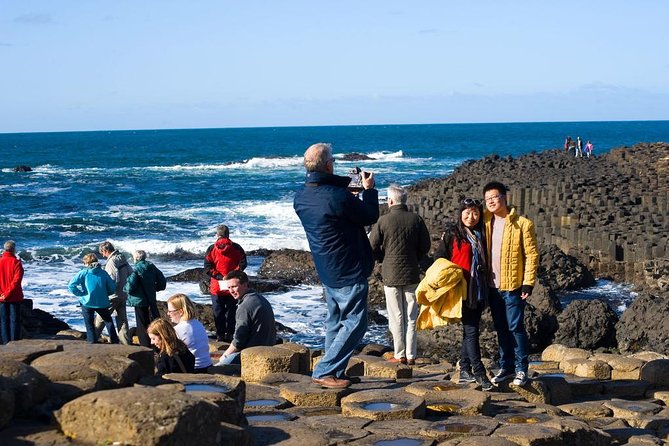 Giant's Causeway Day Tour from Dublin - The long morning north from Dublin