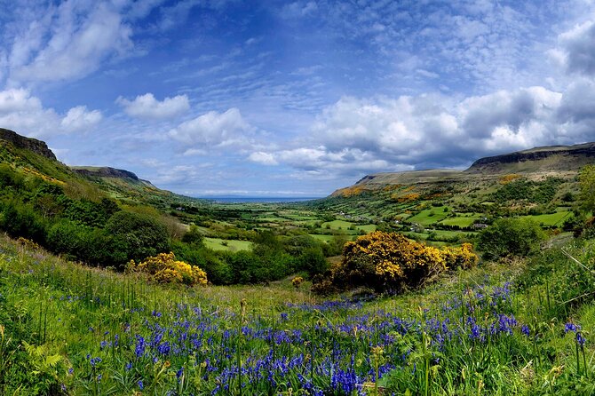 Giant's Causeway with the Titanic Exhibition and the best of Northern Ireland - The guide can make the long coach ride work