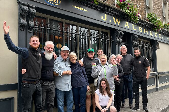 Guinness Storehouse: Entry ticket + Perfect Pint Pub Tour - The pub stops and the search for a better pint