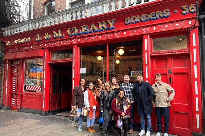 Guinness Storehouse: Entry ticket + Perfect Pint Pub Tour - Learning the proper Guinness pour