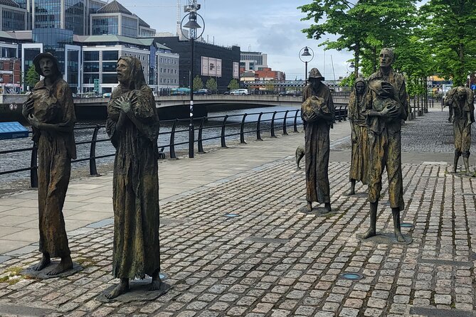Historical Walking Tour of Dublin - Dublin Castle, City Hall, and the politics of place