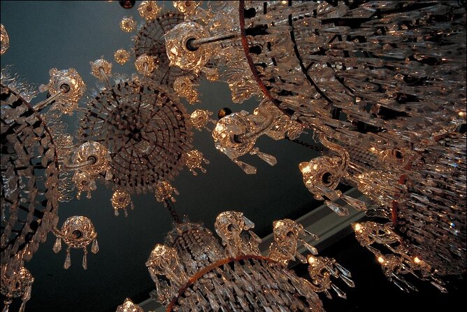 House of Waterford Crystal Guided Factory Tour - What the Waterford Crystal tour is really about