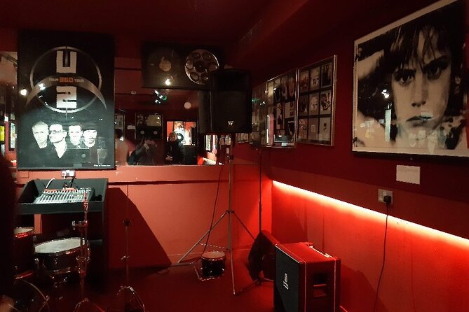 Irish Rock 'N' Roll Museum Experience Dublin - Starting among Dublin’s famous music rooms