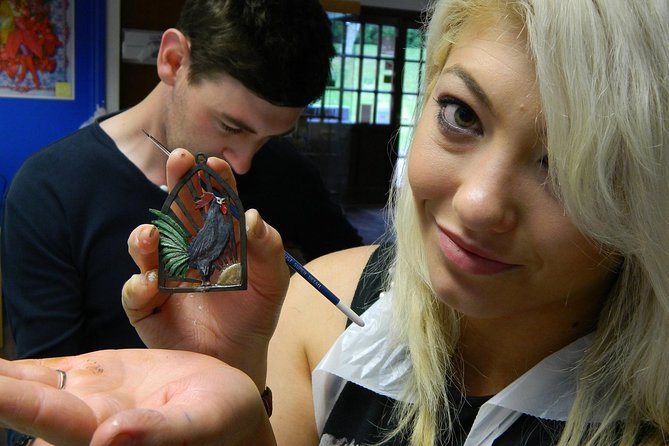 Paint a Metal Miniature - Timing, clothing, and practical planning