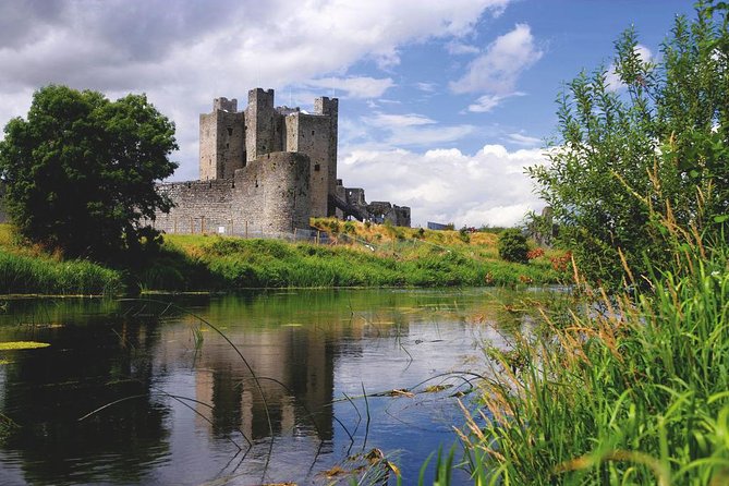 Private Boyne Valley, Hill of Tara and Trim Castle Day Tour - Newgrange and the great passage tombs