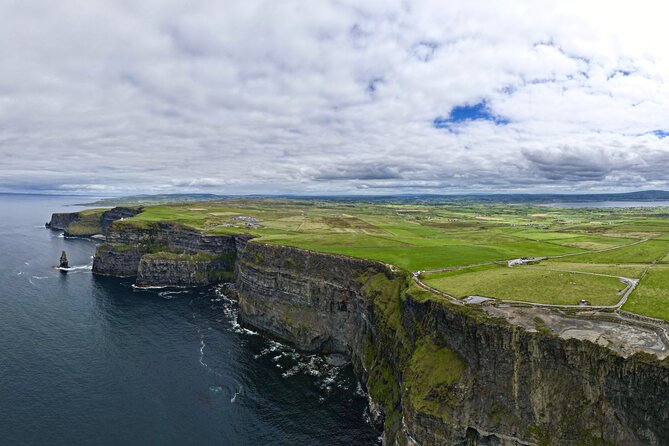Private Luxury VIP Chauffeured Cliffs of Moher Tour from Dublin - Doolin, thatched cottages, and lunch flexibility