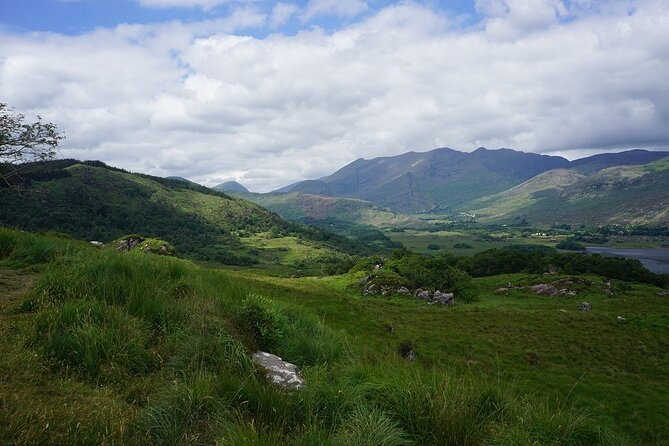 Private Ring of Kerry Highlights Tour from Cork, Car or Minibus - Moll’s Gap and the Macgillycuddy’s Reeks