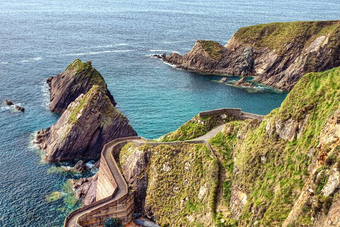 Private Tour: Dingle Peninsula from Dingle - Conor Pass closes the route with a high view
