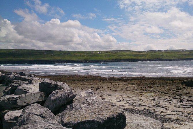 Private tour to the Cliffs of Moher guided in Spanish - The Burren in 30 minutes