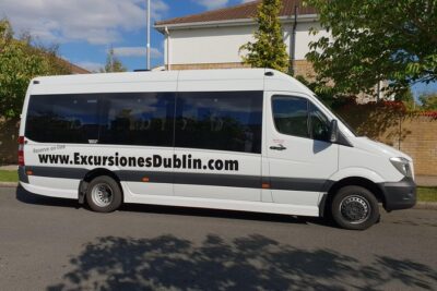 Private tour to the Cliffs of Moher guided in Spanish