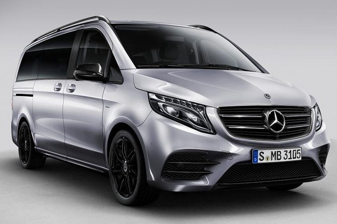 Private Transfer: Dublin Airport DUB to Dublin by Luxury Van - What the 25-minute ride is really like