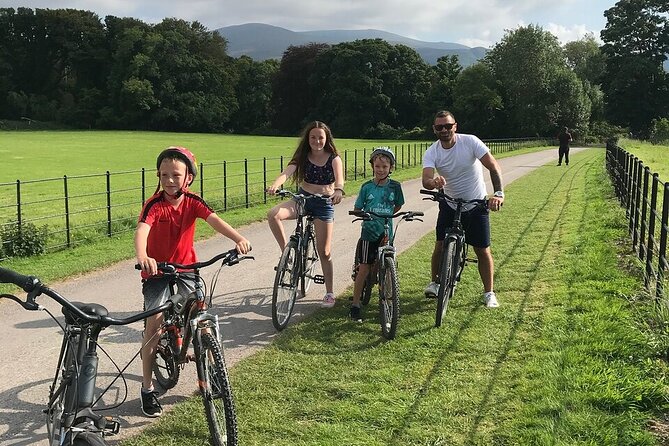 Self-Guided Bike Tour of Killarney National Park, Muckross Gardens & Waterfall - Choosing a route and reading the map