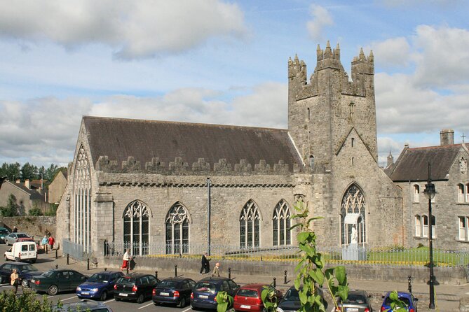 Semi Private tour Rock of Cashel - Cahir castle & Kilkenny - Cancellation and booking details worth knowing