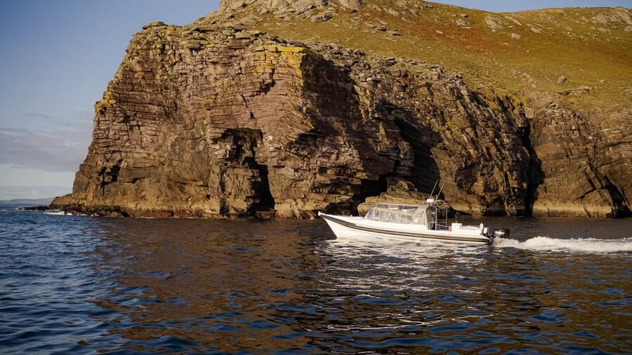 Skellig Michael: Skellig Sightseeing Cruise with AquaTerra - Valentia Island and the first coastal views