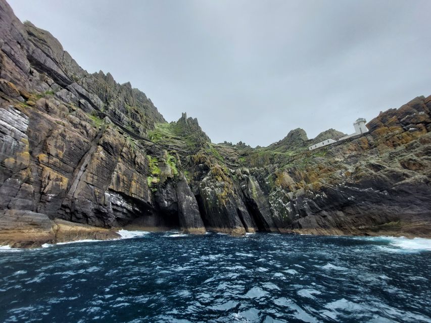 Skellig Michael: Skellig Sightseeing Cruise with AquaTerra - Returning along the Ring of Kerry coast