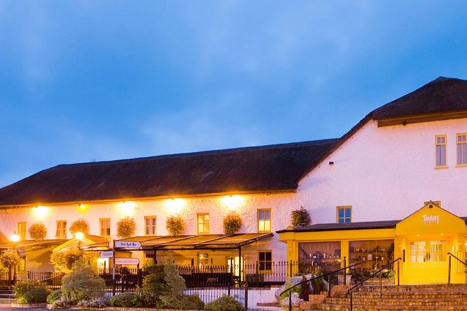 Skip the Line: Irish Night Show Including 4-Course Dinner Ticket - Arriving at Taylors Three Rock in Rathfarnham